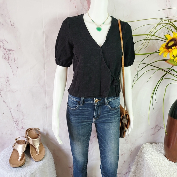 Madewell Tops - Madewell Black Blouse with Chic Silhouette